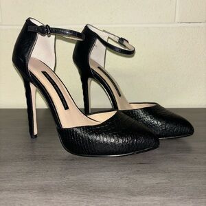 Black French Connection European size 37, US size 6.5